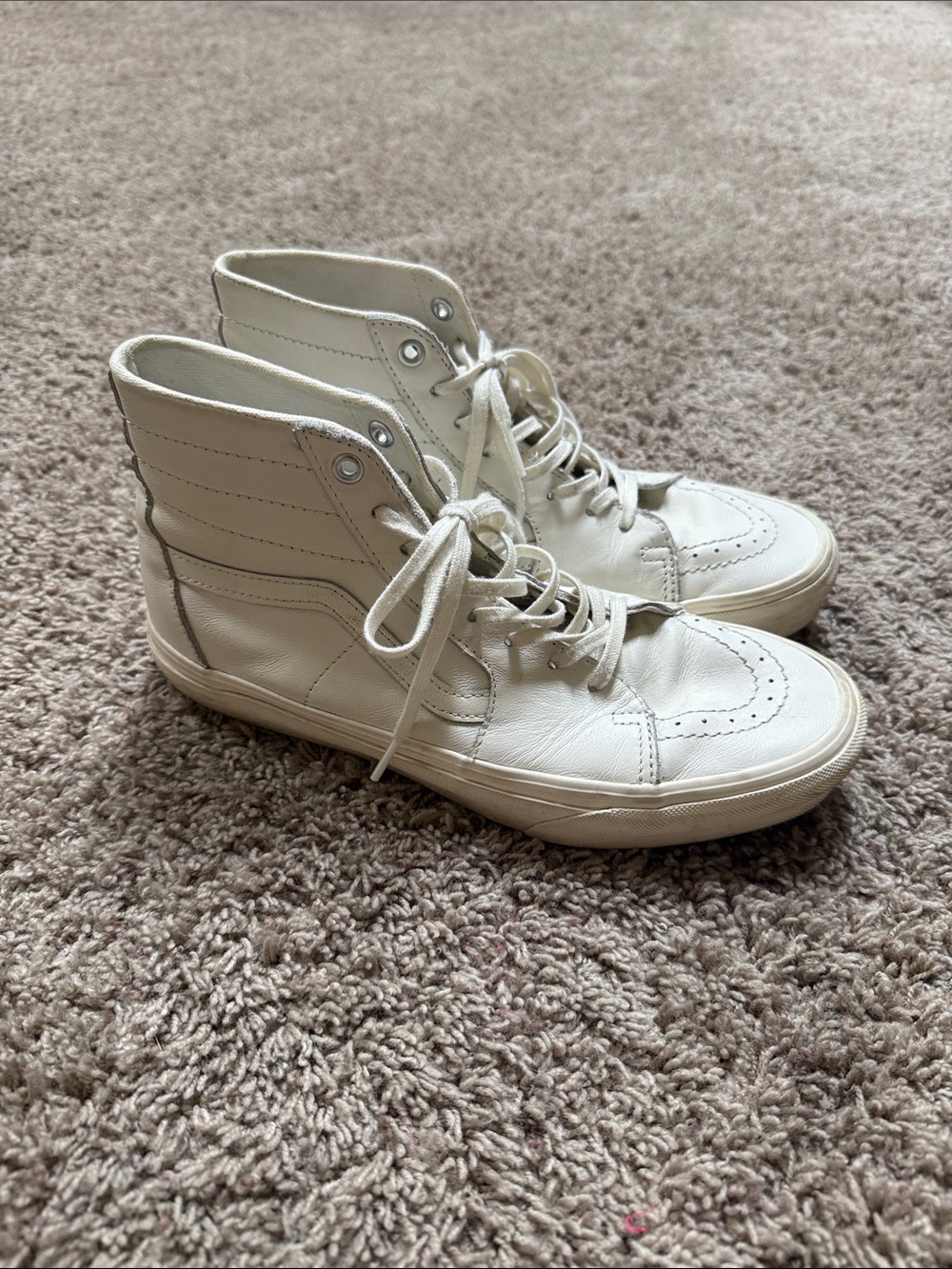 Cream Leather Vans women’s 9.5 High-Top Sneakers - Leather Lace-Up Women's Shoes